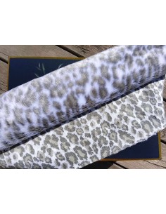Umělá kožešina – metráž, plyš hladký, šedofialový gepard, vlas 12 mm, šíře 150 cm