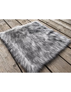 Kožešinový čtverec 48 × 48 cm – polární liška bílo-černá, vlas 50 mm