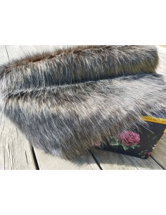 Kožešinový čtverec 48 × 48 cm – hnědá luxusní umělá kožešina, vlas 50 mm